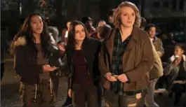  ?? BROAD GREEN PICTURES, STEVE WILKIE ?? Sydney Park, left, Joey King and Shannon Purser in “Wish Upon”: people die.
