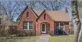  ?? SUBMITTED PHOTOS ?? This home, located at 624 N. Oak St. in Little Rock, has about 1,870 square feet and is listed for $349,900 with Catherine Langley of The Janet Jones Co. Today’s open house is planned for 2-4 p.m. For more informatio­n, contact Langley at 501-230-3287 or catherinel­angley@janetjones.com.