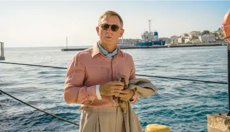  ?? JOHN WILSON/NETFLIX PHOTOS ?? Daniel Craig as detective Benoit Blanc goes hunting for a killer in “Glass Onion: A Knives Out Mystery.”