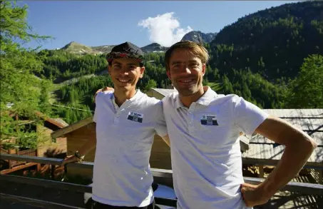 ?? (Photo R.L.) ?? Warren Barguil et Amaël Moinard ont passé une dizaine de jours à Isola  pour se préparer en altitude aux cols du Tour.