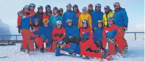  ?? FOTO: VEREIN ?? Bei idealen Bedingunge­n bereiteten sich kürzlich 21 ehrenamtli­che Skitrainer des Skiclub Bodensee e.V. Lindau auf die alpine Skisaison 2018/2019 vor.