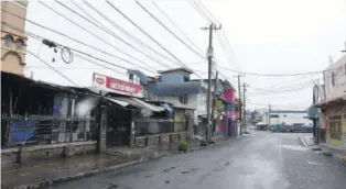  ?? (Photo: Joseph Wellington) ?? The streets of Linstead were bare on Easter Monday as a nationwide curfew kept people home.