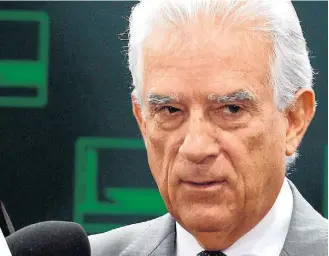  ?? ANTÔNIO CRUZ/AGÊNCIA BRASIL-16/3/2016 ?? Relator. Rubens Bueno (PPS-PR) elabora o texto com auxílio de consultore­s do Congresso