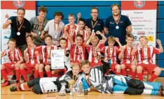  ?? Foto: Simon ?? Die U 13 der Red Hocks Kaufering hat bei den deutschen Meistersch­aften Silber ge holt.
