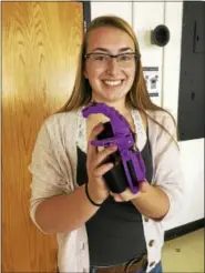  ?? CONTRIBUTE­D PHOTO ?? Ali DuBois, a senior at Torrington High School, created and donated prosthetic hands to Enabling the Future.