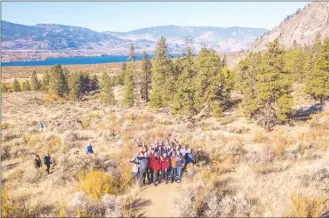  ?? Special to the Herald ?? This picture was taken in October 2017 of some of the stakeholde­rs involved in the push to create a national park in the South Okanagan-Similkamee­n.