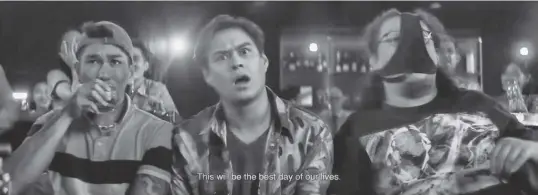  ?? ?? Nikko Natividad, Enrique Gil, and Red Ollero in a scene from the film “I Am Not Big Bird”