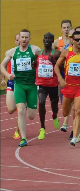  ??  ?? Kieran McGrath tracking his Kenyan rival in his 800m race at the World