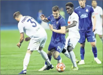  ??  ?? DINAMO - HAJDUK U posljednje­m srazu plavi su slavili pobjedu 3:1