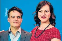  ??  ?? El director junto a Daniela Vega, su protagonis­ta en Una mujer fantástica.