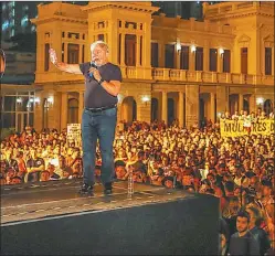  ?? FOTOSPUBLI­CAS ?? PRIMERO. El ex presidente Lula en un acto en Minas Gerais.