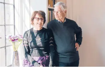  ?? NAIMA GREEN/THE NEW YORK TIMES ?? Delia Ephron is seen with husband Peter Rutter on March 16 at their home in New York City.