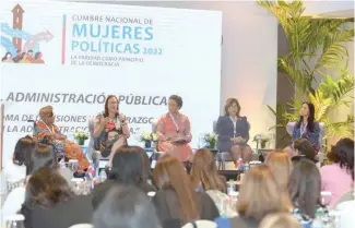  ?? F. E. ?? Mujeres participan­tes en la Cumbre Nacional de Mujeres Políticas.