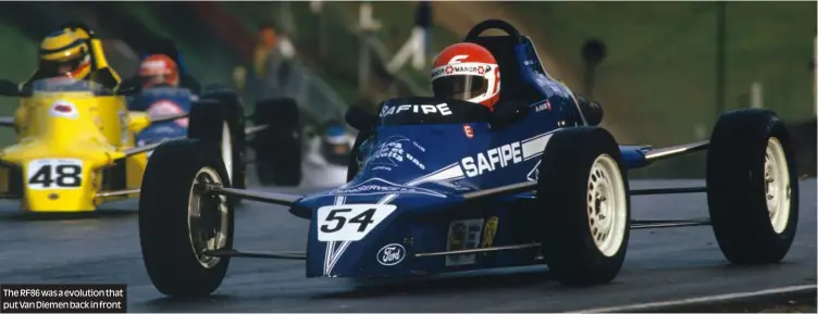  ??  ?? The RF86 was a evolution that put Van Diemen back in front