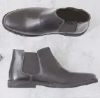  ??  ?? Chelsea boots