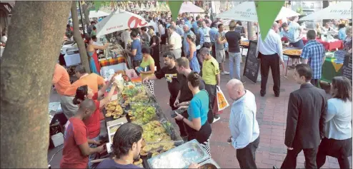  ?? Picture: DAVID RITCHIE ?? VIBRANT: The Earth Fair Market takes place every Thursday in St George’s Mall. The market offers visitors and city centre dwellers a smorgasbor­d of fresh, organic food. A collaborat­ion between businesses and the city is creating the potential to make...