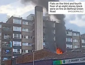  ?? @HOLBORNLOL­Z ?? Flats on the third and fourth floor of an eight-storey block were on fire on Bethnal Green Road