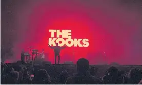  ??  ?? The Kooks. Los ingleses no apelaron a la demagogia y les fue bien.