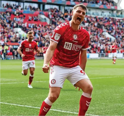  ?? Picture: Rogan Thomson/JMP ?? Chris Martin celebrates his second goal in Bristol City’s win against Hull