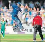  ?? REUTERS ?? England’s Alex Hales hit four sixes and 22 fours in his 122-ball 171 as the hosts set an ODI record against Pakistan.