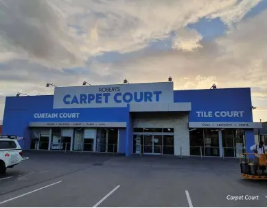  ??  ?? Carpet Court