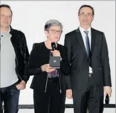  ??  ?? Gisèle Vignaux vient de recevoir la médaille d’ argent du CA