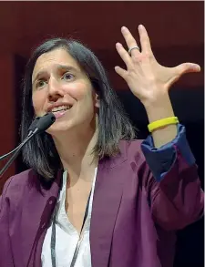  ?? ?? Leader
La neo segretaria del Partito democratic­o Elly Schlein, 37 anni, durante il discorso di chiusura dell’assemblea nazionale del 12 marzo a Roma, quando è stata proclamata dopo la vittoria alle primarie