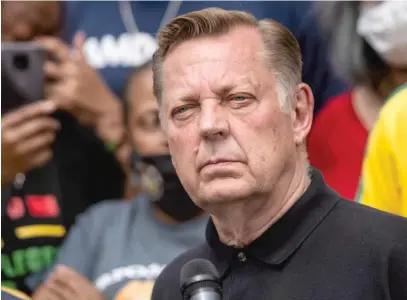  ?? ?? The Rev. Michael Pfleger says CPD Supt. David Brown ‘‘did not come from the CPD’s ranks, did not relate with the community.’’