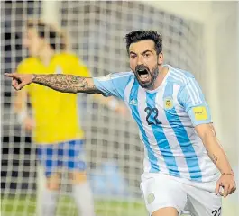  ?? MAXI FAILLA ?? Gol a Brasil. Lavezzi grita el día que jugó por Messi.