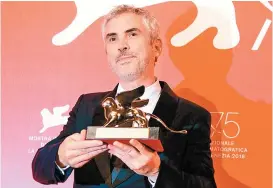  ??  ?? El mexicano ya ganó el León de Oro en Venecia con su película.