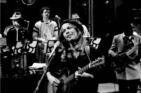  ?? (NBC Universal/Getty) ?? Rickie Lee Jones performs on ‘Saturday Night Live’ in 1979