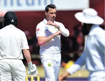  ??  ?? T MINUS SIX DAYS: Dale Steyn will rev up his diesel engine one more time Down Under.