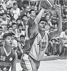  ?? / ALEX BADAYOS ?? ■ NORTH FINALS: Nakapuntos si Emmanuel Villamor alang sa hosts Consolacio­n Saruk Weavers human niya nalutsan ang depensa sa San Francisco, Camotes sa Game 2 sa North division finals sa Governor’s Cup Inter-City and Municipali­ties Basketball Tournament...