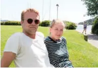  ?? FOTO: KAMILLA RUDBERG ?? Sven Eivind Stakkeland (22) og Veslemøy Narvesen (20) droppet solkremen før de tok turen til parken onsdag formiddag.