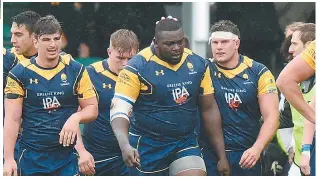  ??  ?? Strong man: Biyi Alo gets the applause after scoring Worcester’s try