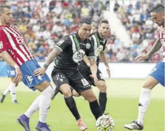  ??  ?? Raúl de Tomás, ante el Girona en el último play off a Primera (2016).