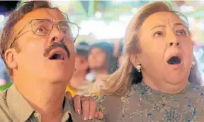  ?? Foto: Amazon Prime Video ?? Los actores Javier Gutiérrez y Carmen Machi, en una escena de ‘Mañana es hoy’.