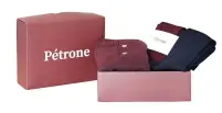  ??  ?? Douceur, confort et élégance sont les fondements de Pétrone, nouvelle marque de sous-vêtements masculins. Fabricatio­n européenne.
Coffret Elégance Pétrone Paris. 45 €