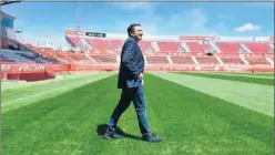  ??  ?? TÉCNICO. Eusebio Sacristán se ha ganado al vestuario rojiblanco.