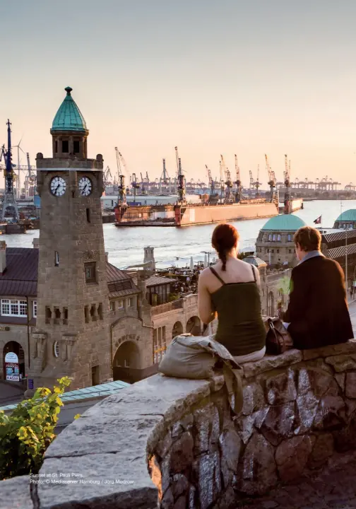  ?? Photo: © Mediaserve­r Hamburg / Jörg Modrow ?? Sunset at St. Pauli Piers.