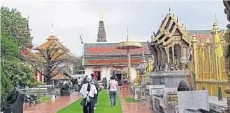  ??  ?? The province wants to increase time spent in Lamphun from an average of four hours total.