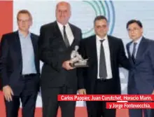  ??  ?? Carlos Pappier, Juan Curutchet, Horacio Marin, y Jorge Fontevecch­ia.