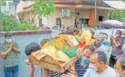  ?? PTI ?? Kin of Rakesh Pandita take his body for last rites in Jammu on Thursday.