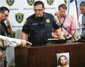  ?? Brett Coomer / Houston Chronicle ?? Police Chief Art Acevedo announces the arrest of a murder-for-hire suspect. He said the case will be watched closely by his department.