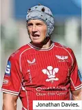  ?? ?? Jonathan Davies.