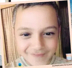  ?? ALEJANDROS­ANZ/INSTAGRAM ?? filtro
gracias a un
ha vuelto a ser niño
Alejandro Sanz