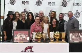  ?? NATHAN WRIGHT — LOVELAND REPORTER-HERALD ?? Members of the Berthoud girls basketball team and coaches gathered for a reunion last week at Berthoud High School.