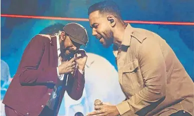  ?? INSTAGRAM ?? Romeo Santos (en primer plano) fue invitado de Juan Luis Guerra en Nueva York este 28 de abril.