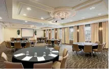  ??  ?? The conference floor at Novotel has six multi-functional meeting rooms, offering modern de´cor, charm and sophistica­tion.