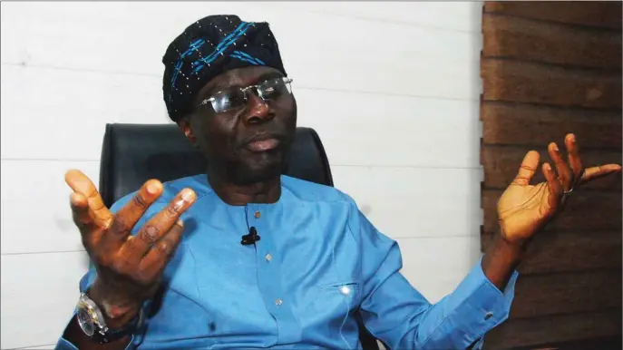  ??  ?? Sanwo-Olu...I’ve no medical record at Gbagada hospital